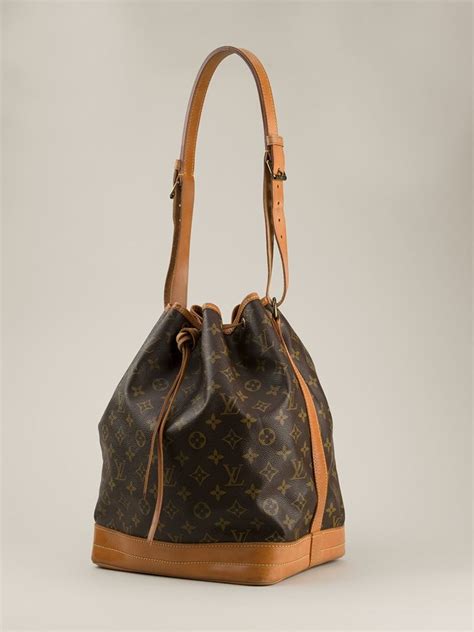 Louis Vuitton noe bucket bag